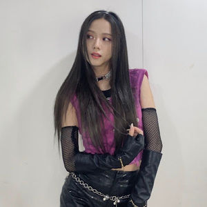 Meet your Posher, Halanna